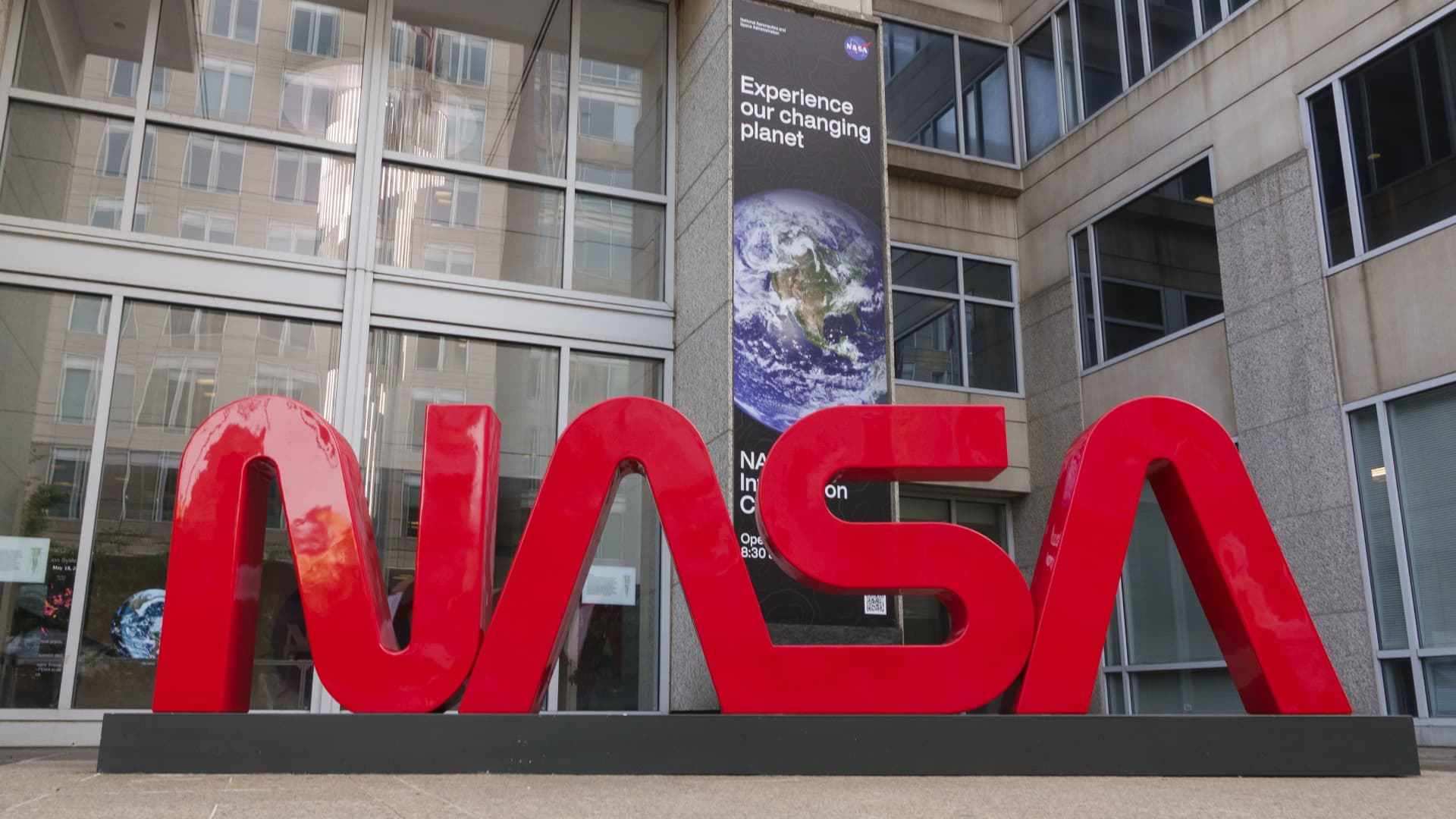 Investing in Space: NASA’s months of reckoning